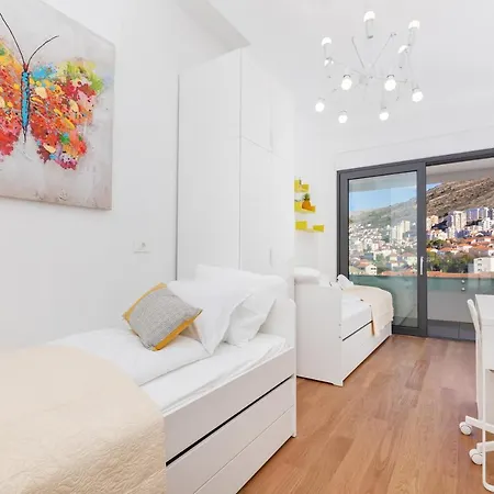 Modern Penthouse With A Terrace Gruz By Irundo Ντουμπρόβνικ